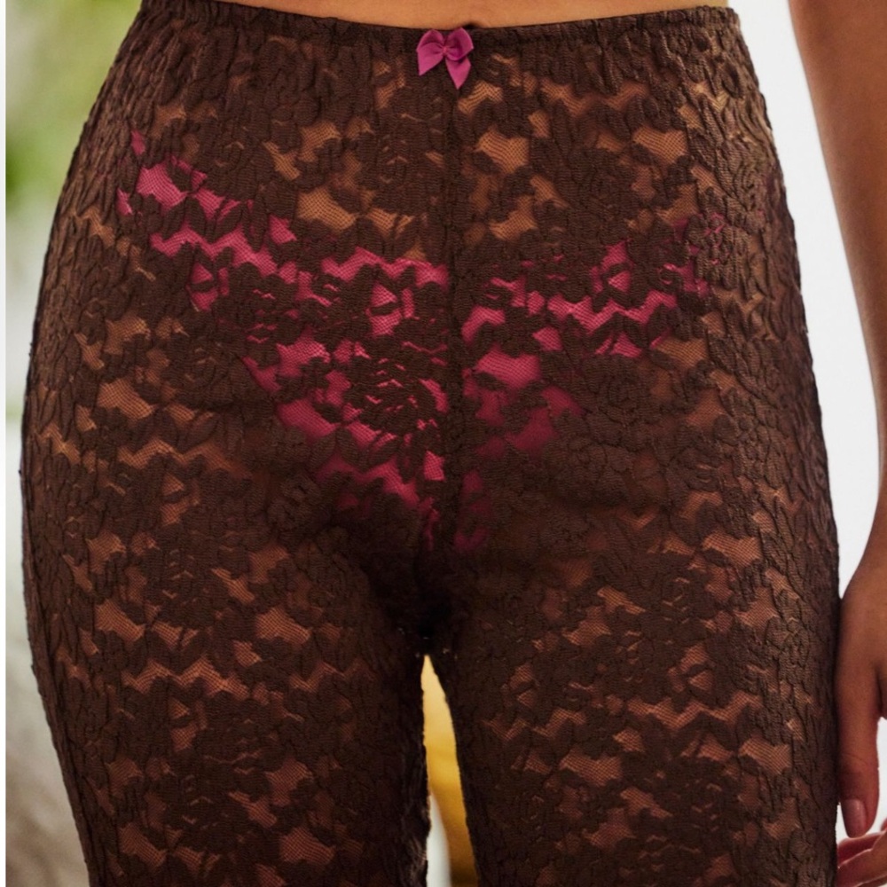 Free People intimately